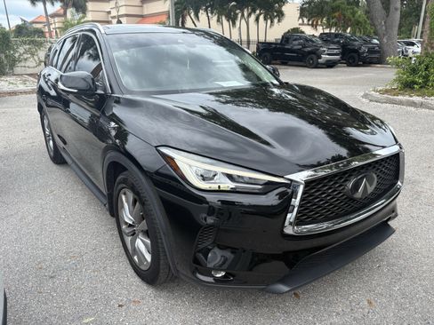 Used 2021 INFINITI QX50 Luxe FWD image 2