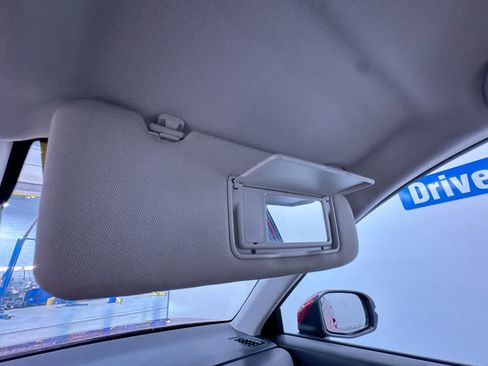 Used 2025 Honda CR-V LX image 32