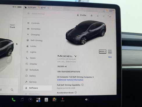 Used 2023 Tesla Model Y Long Range AWD/4WD image 18
