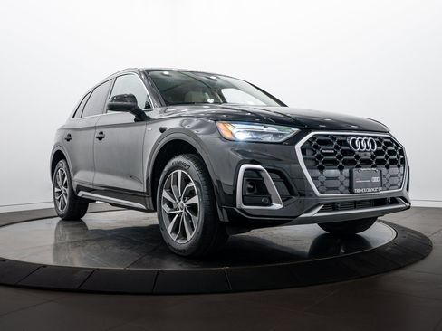 Certified 2023 Audi Q5 2.0T Premium Plus w/ Premium Plus Package AWD/4WD image 1