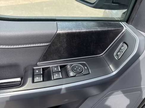 Certified 2022 Ford F150 XLT w/ Equipment Group 302A High image 17