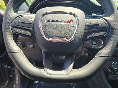 Used 2025 Dodge Durango R/T w/ Blacktop Package AWD/4WD image 40