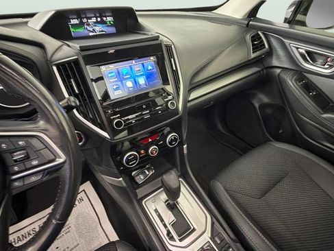 Used 2020 Subaru Forester Premium AWD/4WD image 19