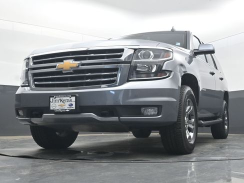 Used 2020 Chevrolet Tahoe LT w/ Luxury Package AWD/4WD image 22