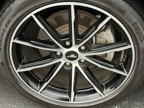Used 2022 Ford Mustang Premium RWD image 11