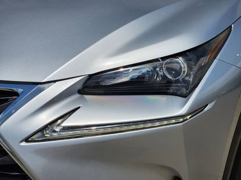 Used 2017 Lexus NX 200t FWD image 9