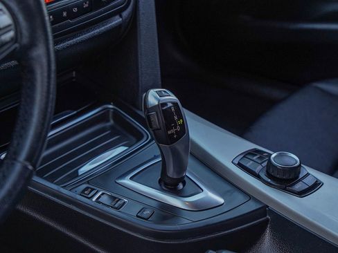 Used 2014 BMW 320i Sedan image 23