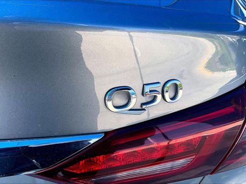 Used 2020 INFINITI Q50 Luxe RWD image 10