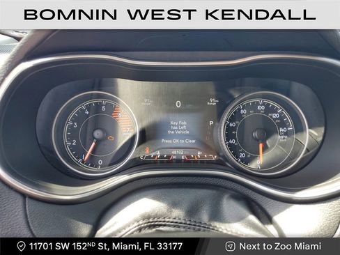 Used 2019 Jeep Cherokee Limited w/ Luxury Group image 30