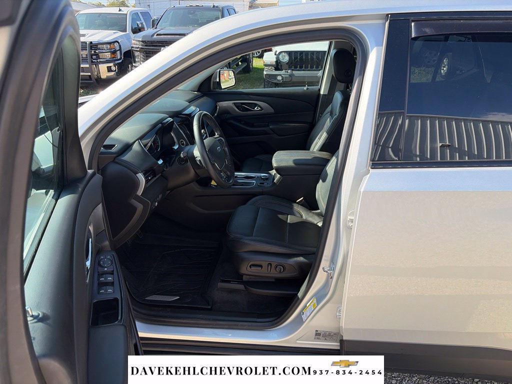 Used 2020 Chevrolet Traverse RS w/ LPO, Floor Liner Package AWD/4WD image 13