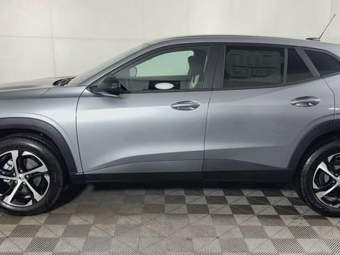 New 2026 Chevrolet Trax RS w/ Driver Confidence Package FWD image 6