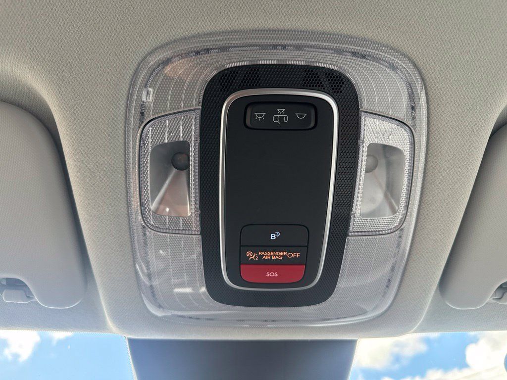 Used 2024 Hyundai Kona SEL w/ Convenience Package AWD/4WD image 11