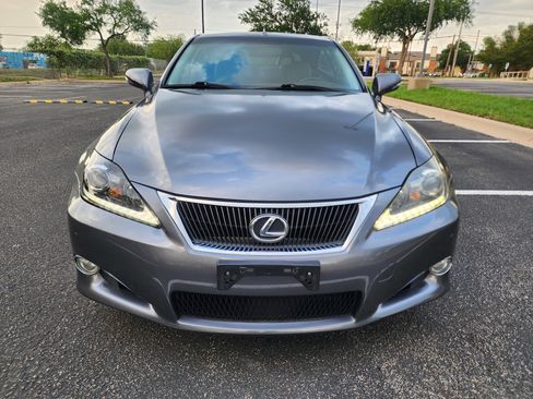 Used 2012 Lexus IS 350C w/ Luxury Pkg RWD image 2
