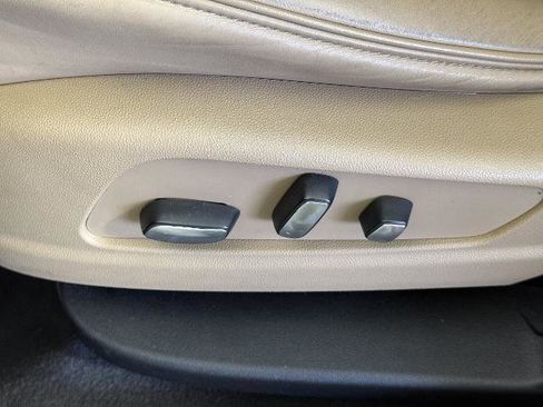 Used 2020 Cadillac XT6 Premium Luxury w/ Platinum Package image 18