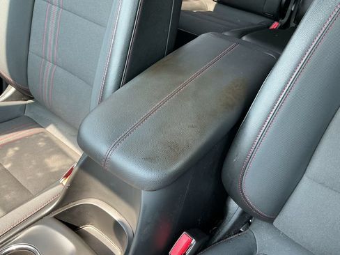 Used 2023 Chevrolet Equinox RS AWD/4WD image 25