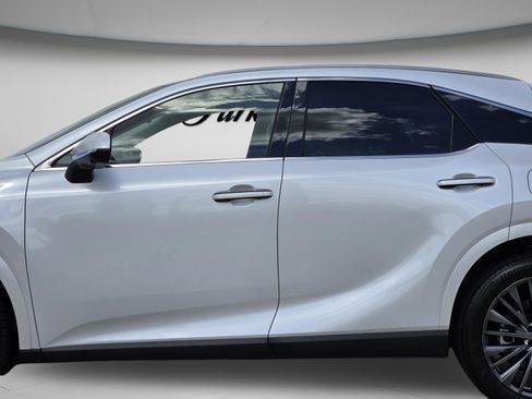 Used 2023 Lexus RX 350 FWD w/ Accessory Package image 15