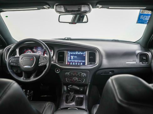 Used 2020 Dodge Charger SXT w/ Plus Group image 13