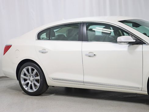 Used 2014 Buick LaCrosse Premium FWD image 3