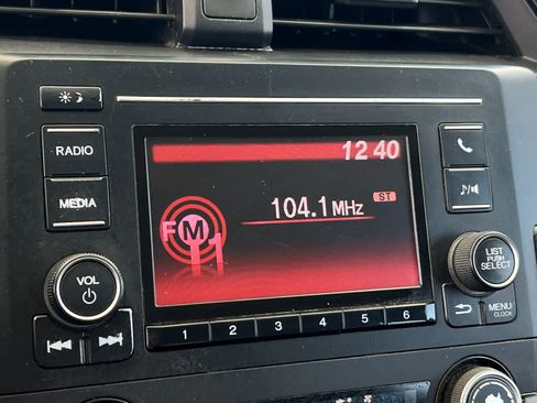 Used 2020 Honda Civic LX image 18