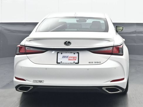 Used 2023 Lexus ES 350 w/ Premium Package FWD image 5