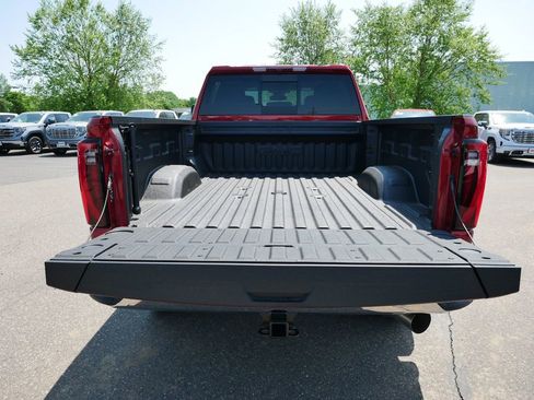 New 2026 GMC Sierra 3500 SLT w/ SLT Premium Package AWD/4WD image 7