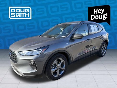 Used 2025 Ford Escape ST-Line image 1