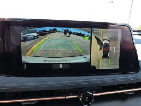 Used 2023 Nissan Ariya PLATINUM+ e-4ORCE image 20