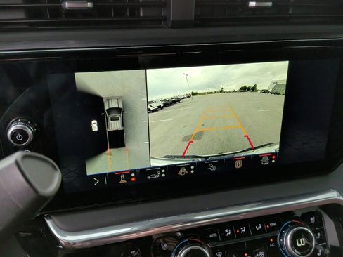 Used 2024 GMC Sierra 2500 Denali Ultimate AWD/4WD image 26