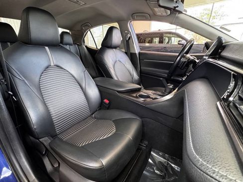 Used 2021 Toyota Camry SE FWD image 43