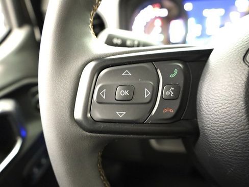 Used 2024 Jeep Wrangler Unlimited image 28