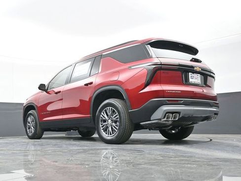 New 2026 Chevrolet Traverse LT w/ Driver Confidence Package image 40