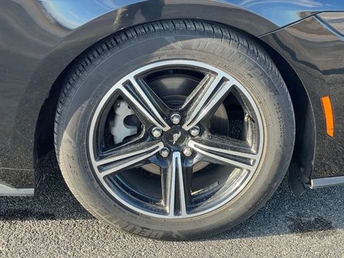 Used 2024 Ford Mustang Premium image 7