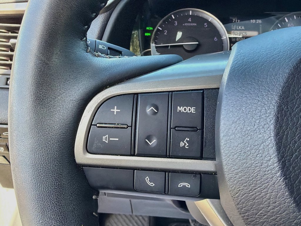 Used 2018 Lexus RX 350 AWD w/ Premium Package image 38