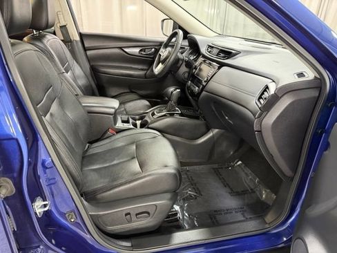 Used 2020 Nissan Rogue SL w/ Premium Package AWD/4WD image 7