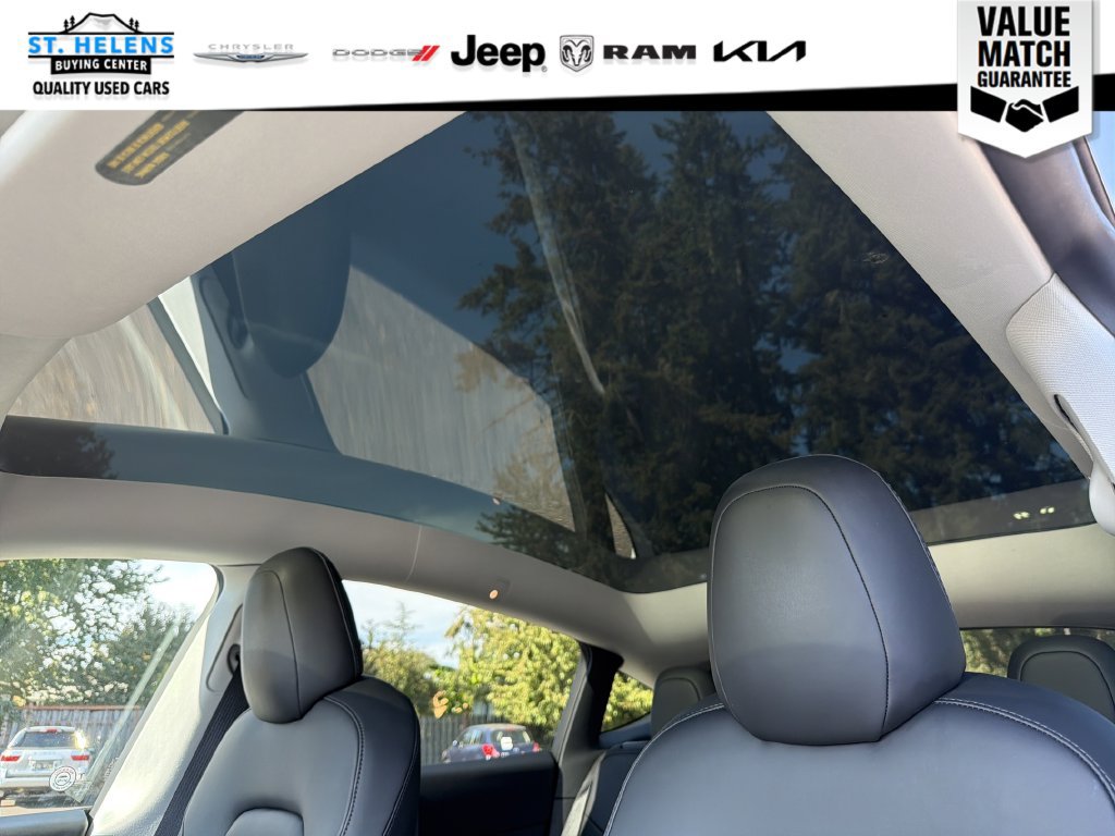 Used 2021 Tesla Model Y Long Range AWD/4WD image 17