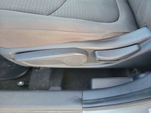 Used 2013 Kia Soul image 23