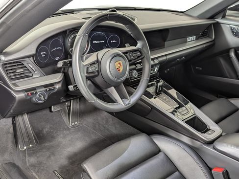 Certified 2021 Porsche 911 Carrera w/ Premium Package RWD image 4