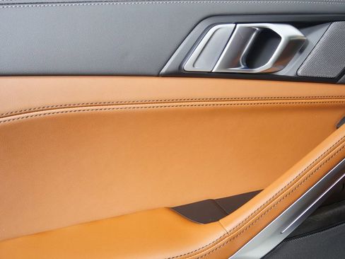 New 2026 BMW X6 xDrive40i w/ Executive Package image 14