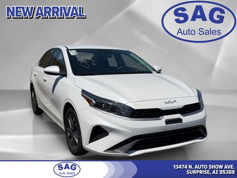 Used 2023 Kia Forte LXS FWD image 1