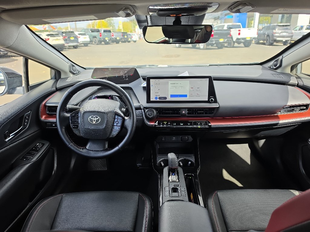 Used 2024 Toyota Prius Prime Premium FWD image 23