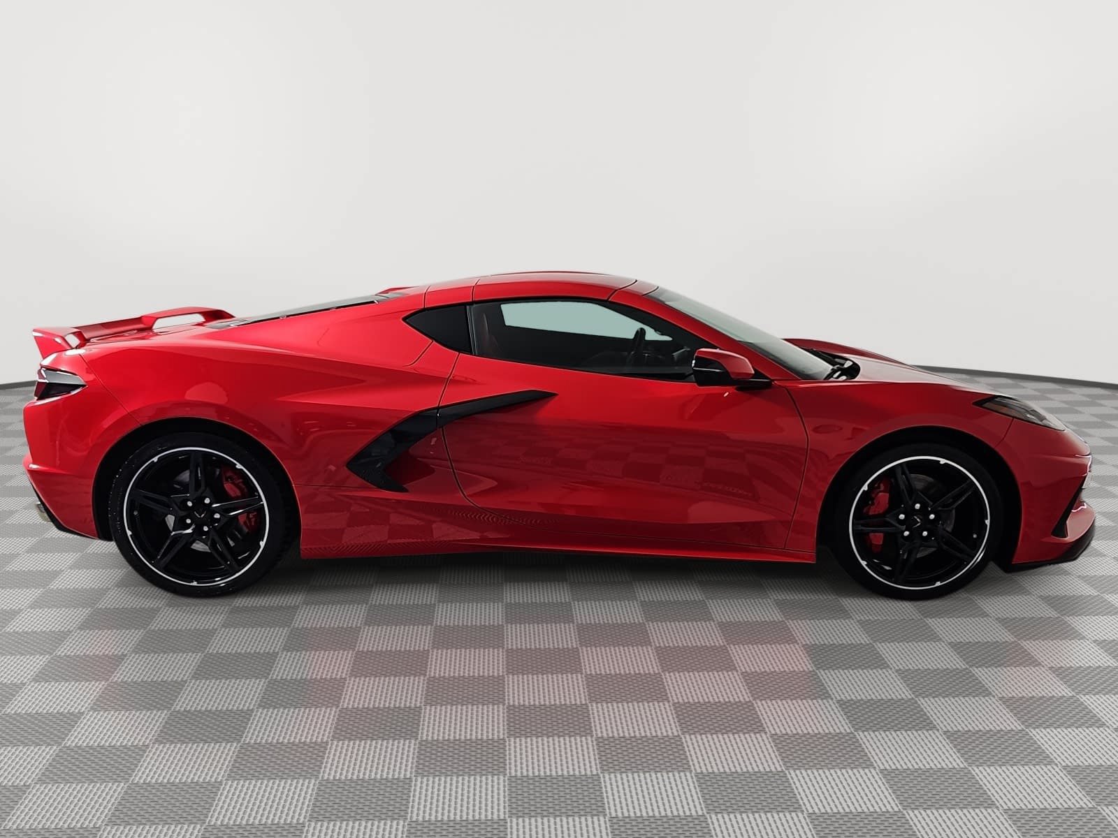 Used 2021 Chevrolet Corvette Stingray Premium Cpe w/ Z51 Performance Package RWD image 9