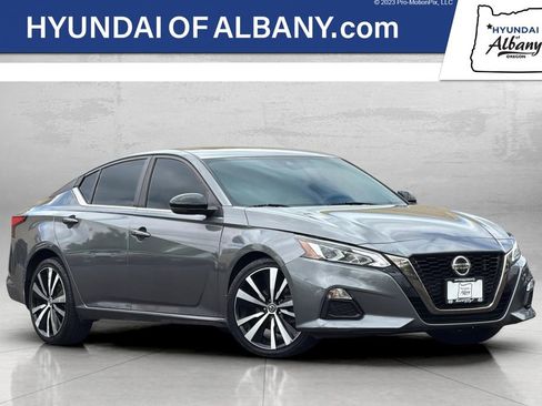 Used 2020 Nissan Altima 2.5 SR w/ Premium Package AWD/4WD image 1