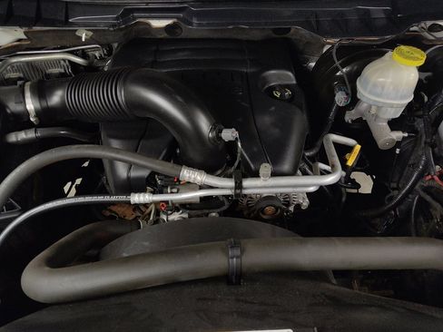 Used 2019 RAM 1500 Tradesman image 30