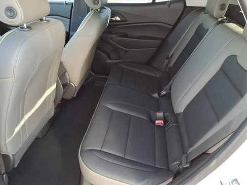 New 2026 Chevrolet Trax ACTIV FWD image 9