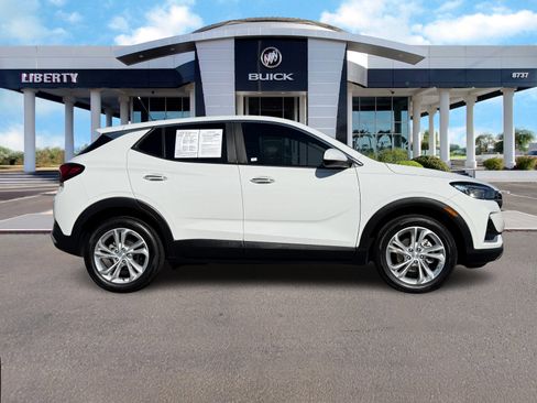 Used 2022 Buick Encore GX Preferred image 2