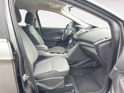 Used 2016 Ford Escape SE FWD image 15