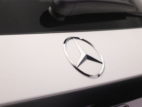 Certified 2026 Mercedes-Benz GLC 300 image 23