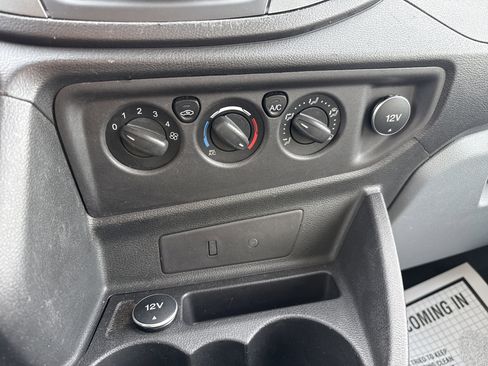 Used 2015 Ford Transit 150 130 Medium Roof image 21