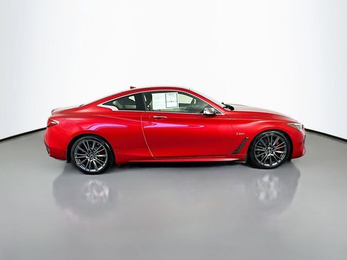 Used 2017 INFINITI Q60 Red Sport 400 RWD image 8