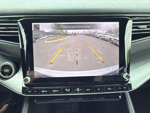 New 2026 Jeep Grand Wagoneer L 4WD image 24